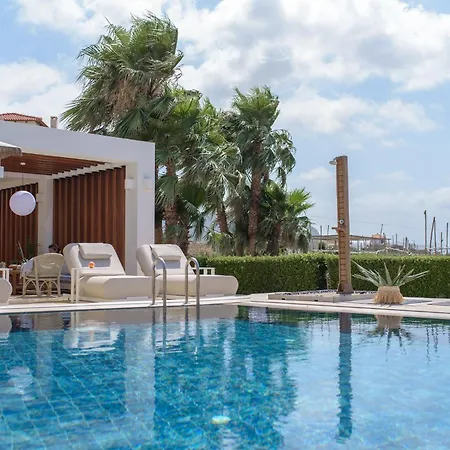 Therros With Private Pool By Estia *