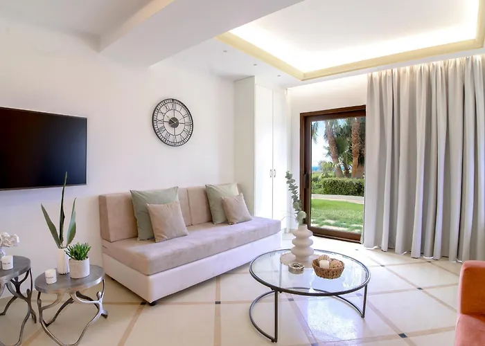 Therros With Private Pool By Estia Vila