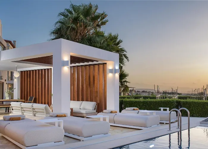 Therros With Private Pool By Estia Vila