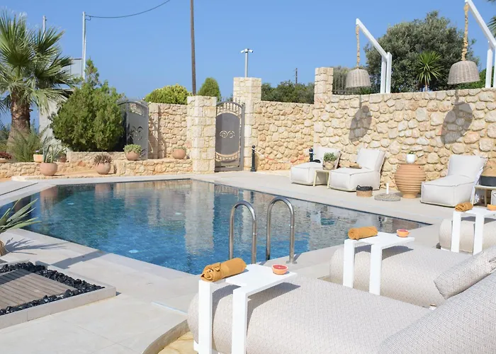 Therros With Private Pool By Estia Vilă Hersonissos (Crete)
