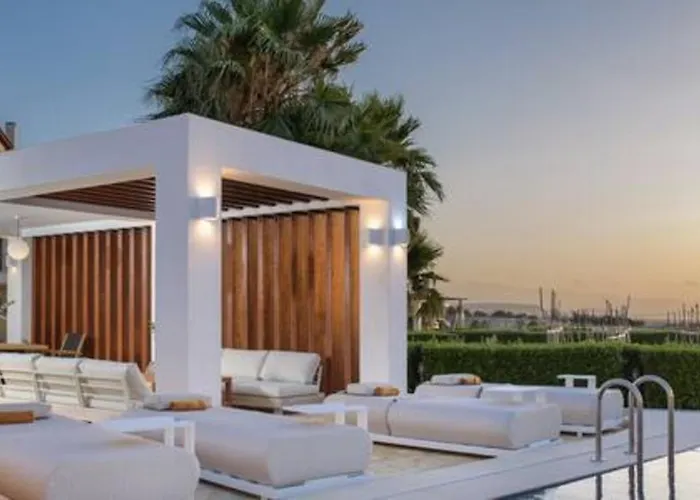 Therros With Private Pool By Estia Vila