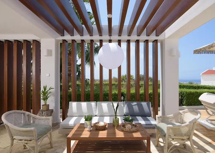 Vila Therros With Private Pool By Estia *